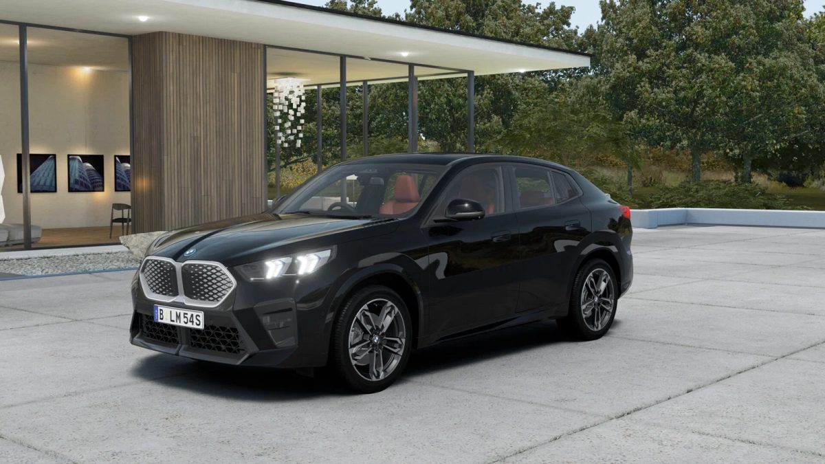 2026 BMW iX2 xDrive30 Automatic