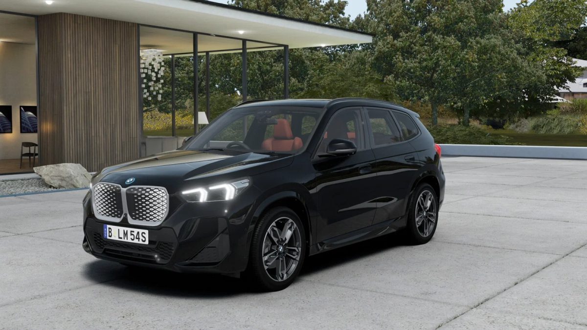 2026 BMW iX1 xDrive30 Automatic