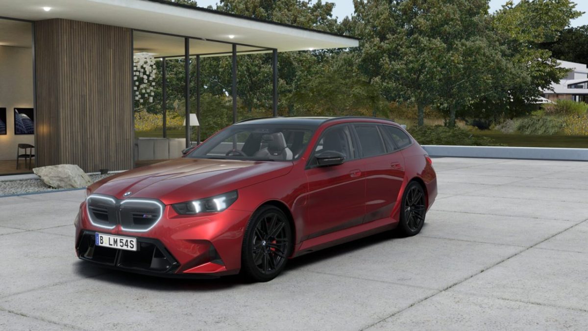 2026 BMW M5 Touring Automatic