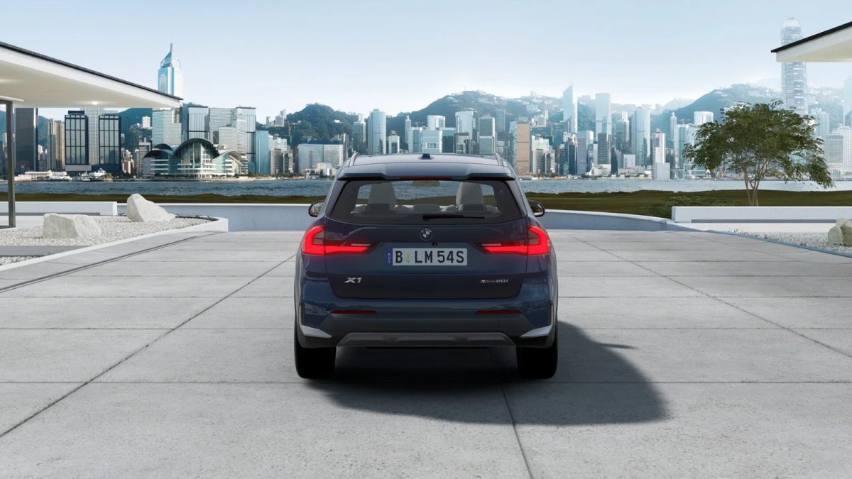 2025 BMW X1 xDrive20i Automatic