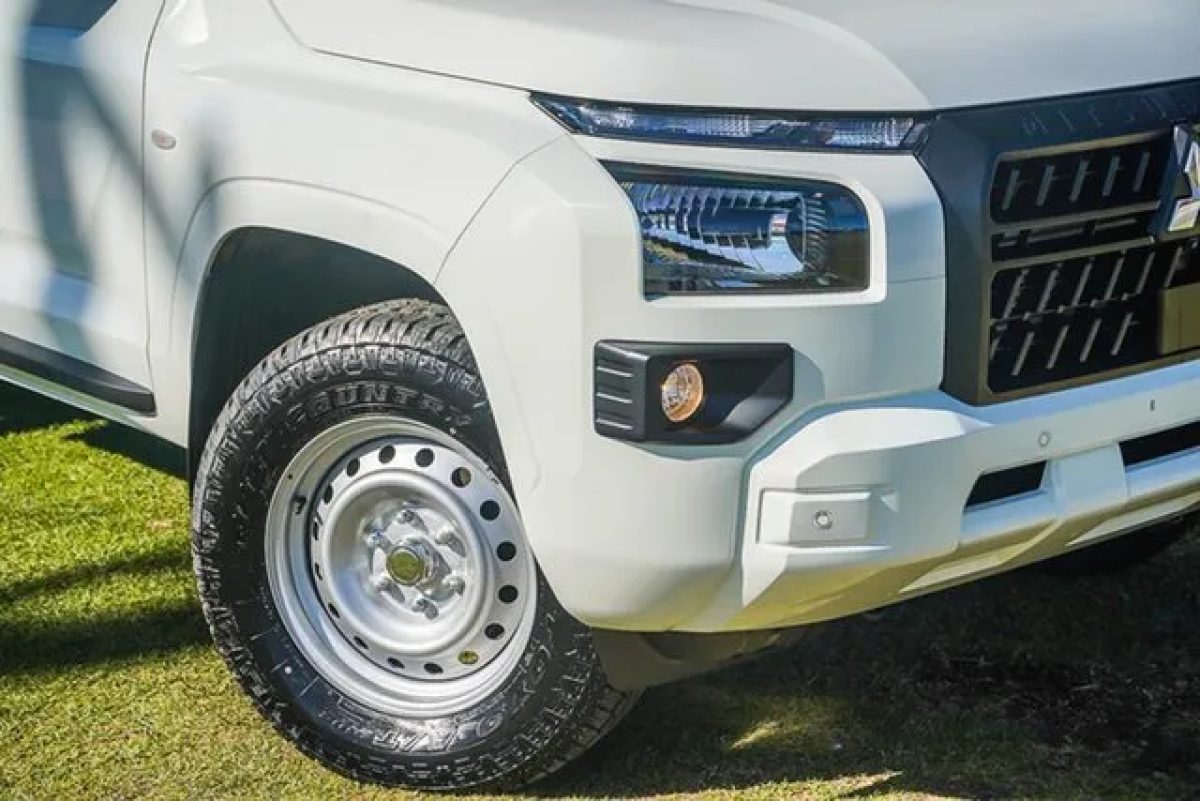 2025 Mitsubishi Triton MV MY25 GLX Pick-up Double Cab 4x4 White 6 Speed Sports Automatic Utility