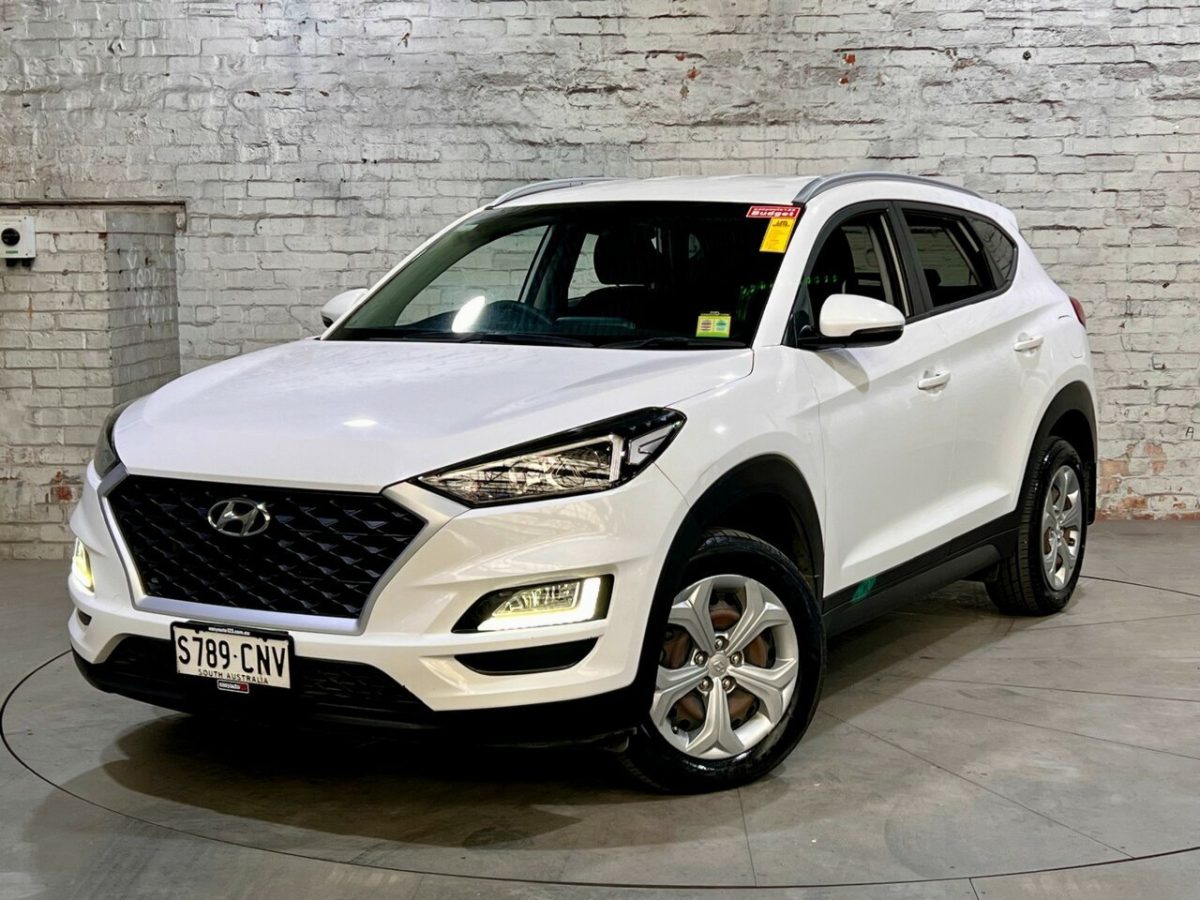 2024 MITSUBISHI ECLIPSE CROSS ES