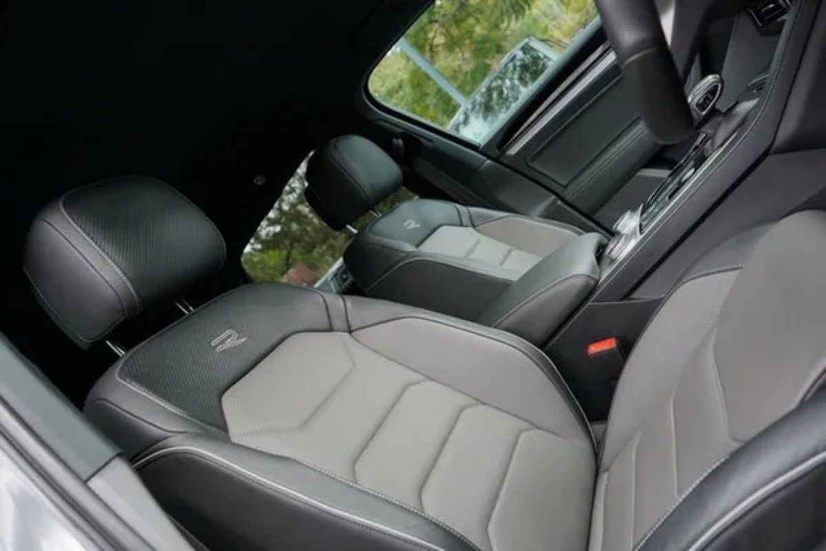 2022 Volkswagen Touareg CR MY22 210TDI Tiptronic 4MOTION R-Line Black 8 Speed Sports Automatic Wagon