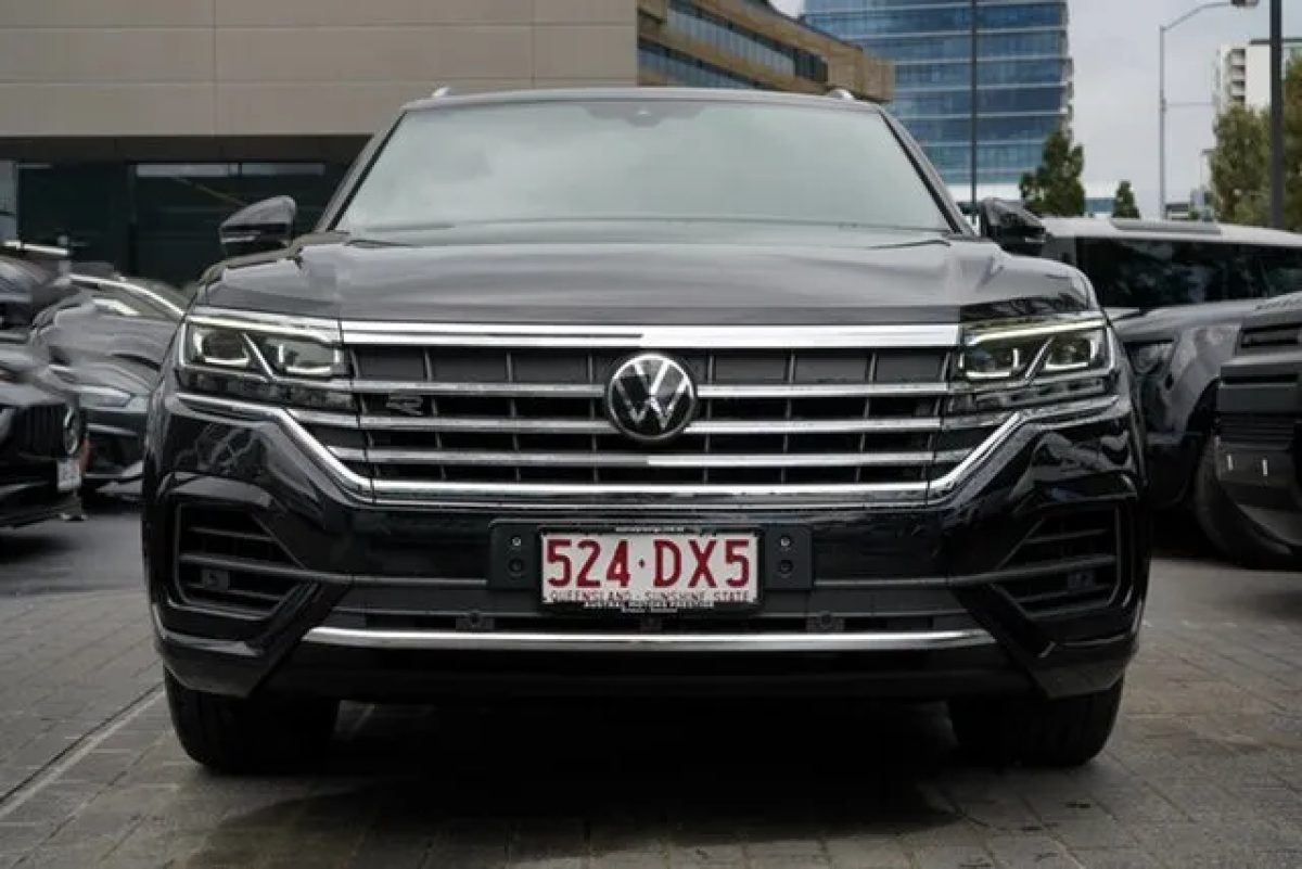 2022 Volkswagen Touareg CR MY22 210TDI Tiptronic 4MOTION R-Line Black 8 Speed Sports Automatic Wagon