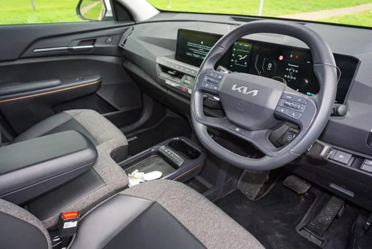 2024 Kia EV5 OVc MY25 Air Long Range White 1 Speed Reduction Gear Wagon