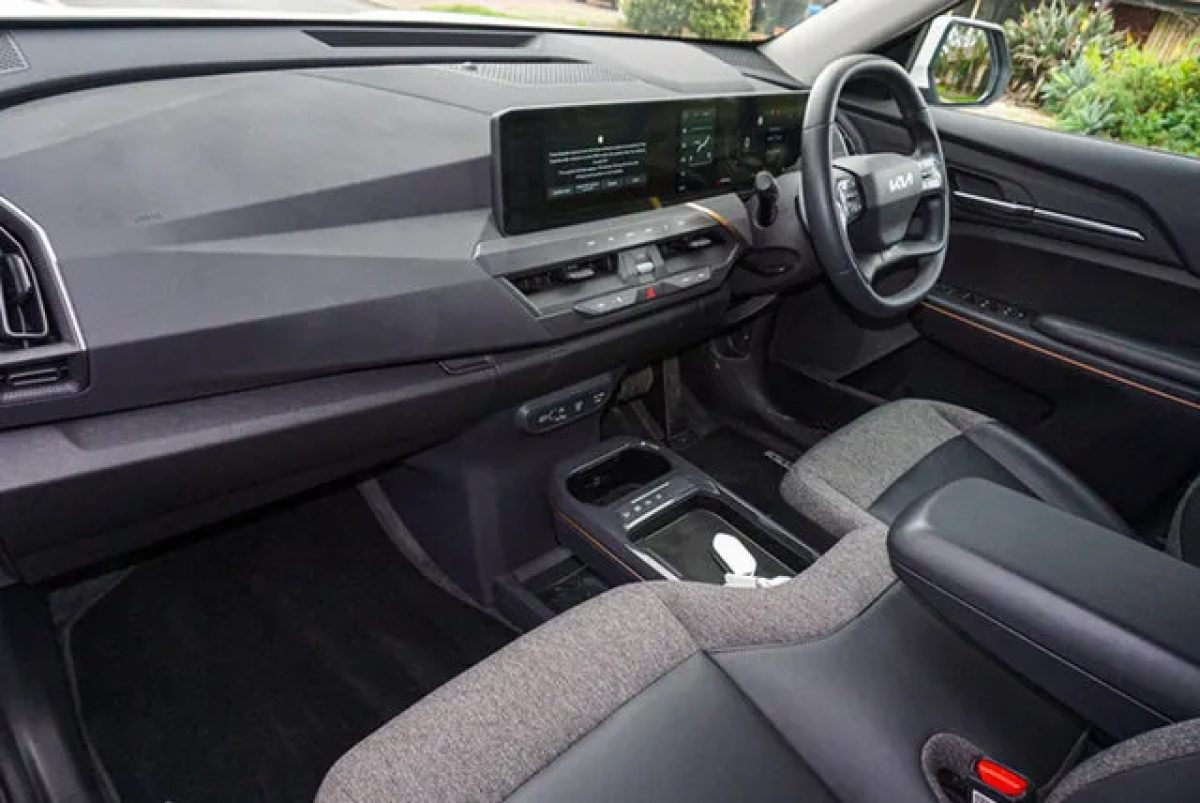 2024 Kia EV5 OVc MY25 Air Long Range White 1 Speed Reduction Gear Wagon