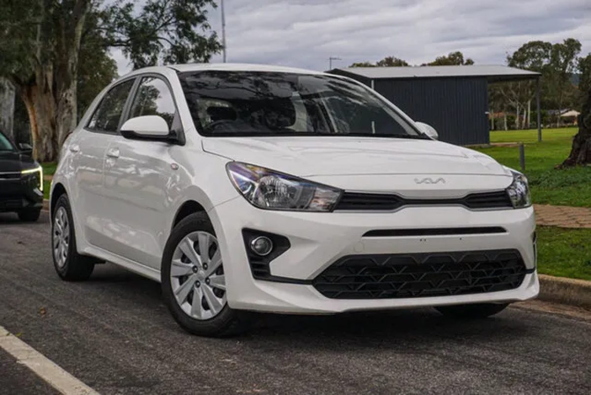 2023 Kia Rio YB MY23 S White 6 Speed Automatic Hatchback