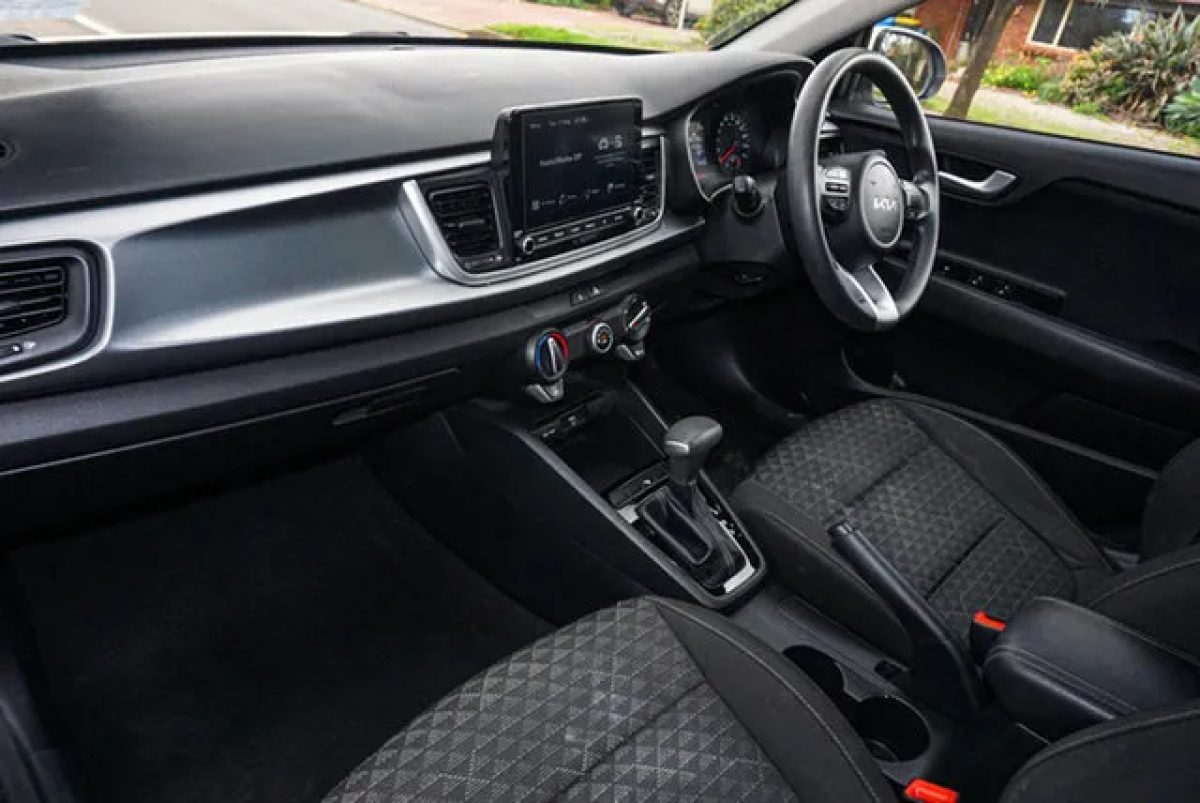 2023 Kia Rio YB MY23 S White 6 Speed Automatic Hatchback