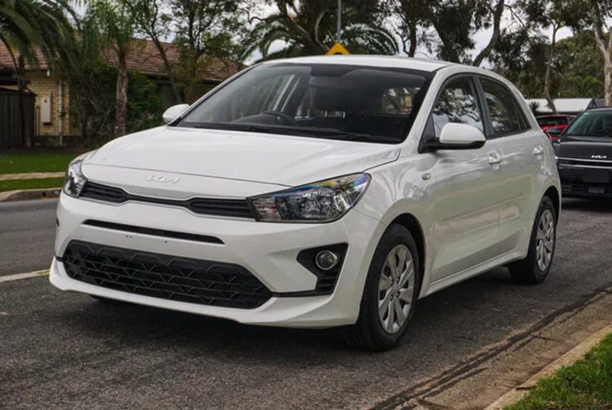 2023 Kia Rio YB MY23 S White 6 Speed Automatic Hatchback