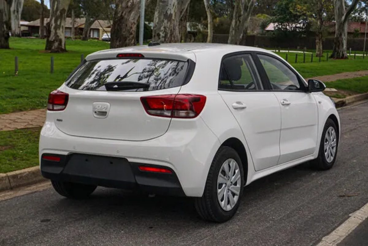2023 Kia Rio YB MY23 S White 6 Speed Automatic Hatchback