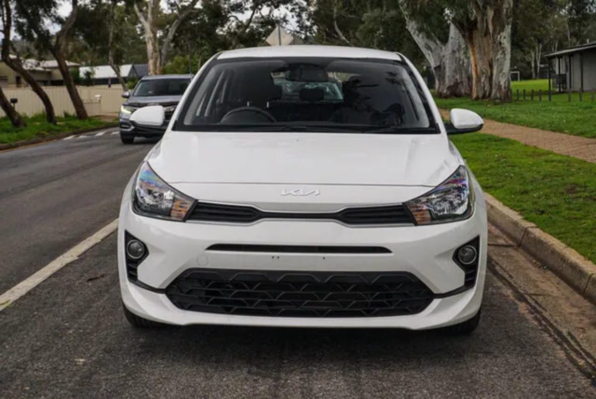 2023 Kia Rio YB MY23 S White 6 Speed Automatic Hatchback