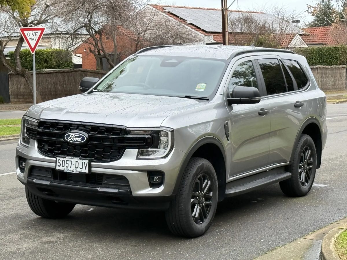 2026 Ford Everest UB 2026.50MY Active Part-time 4x4 Aluminium 10 Speed Sports Automatic SUV