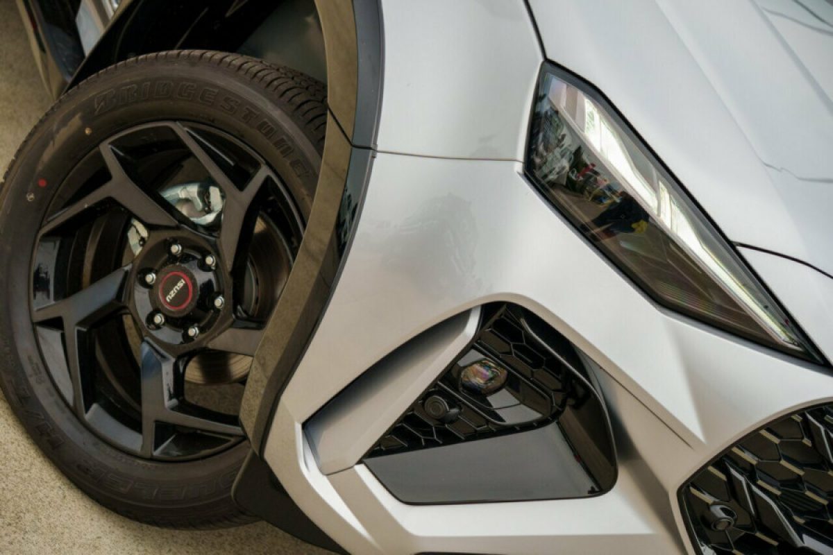 2026 Isuzu MU-X X-TERRAIN 4X4 Dual Range