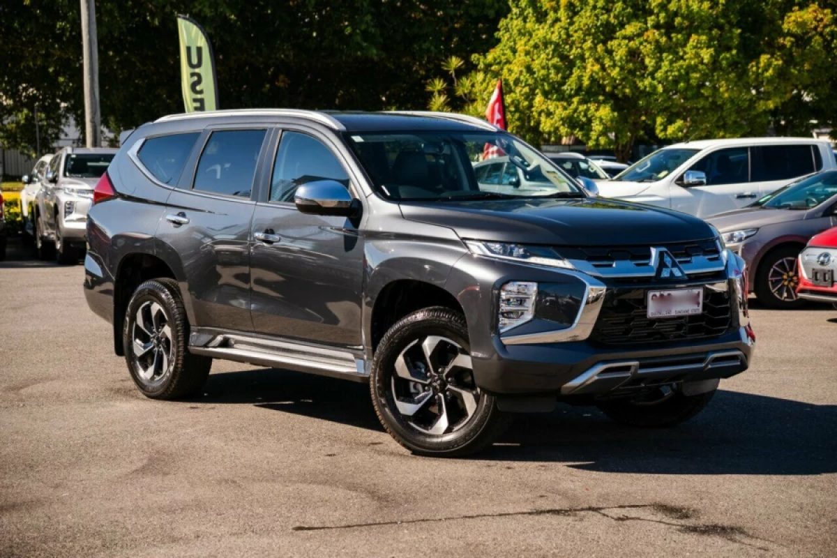 2024 Mitsubishi Pajero Sport Exceed 4X4 Dual Range