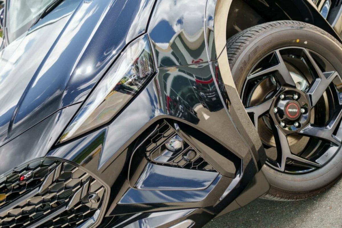 New 2026 Isuzu MU-X X-TERRAIN 4X4 Dual Range