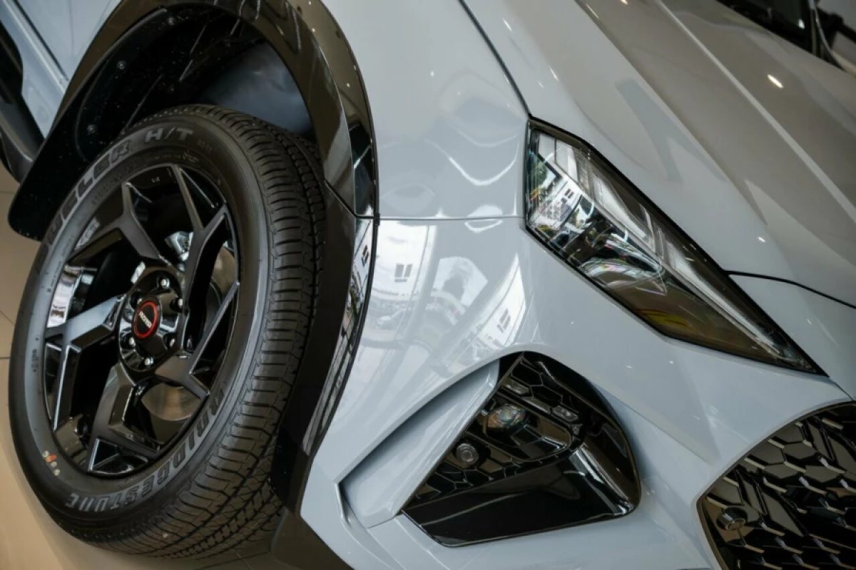 2026 Isuzu MU-X X-TERRAIN 4X4 Dual Range