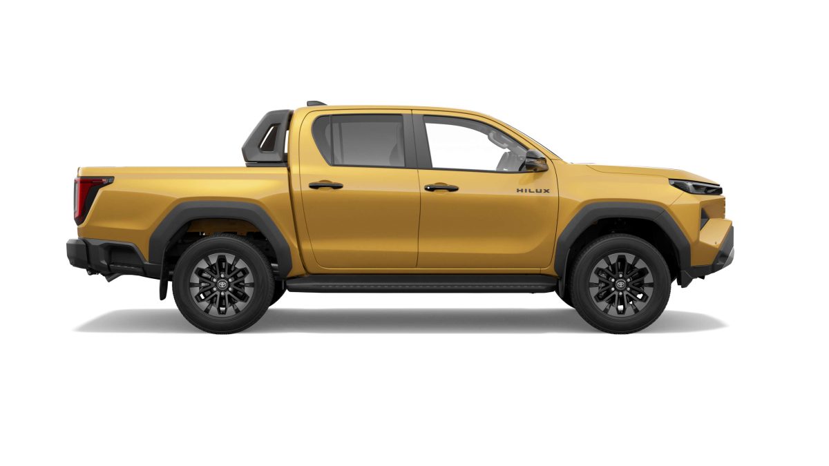 2026 Toyota HiLux 4x4 SR5 48V Diesel Double-Cab Pick-Up