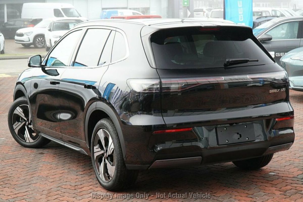 2026 Geely EX5 Wagon (Shadow Black)
