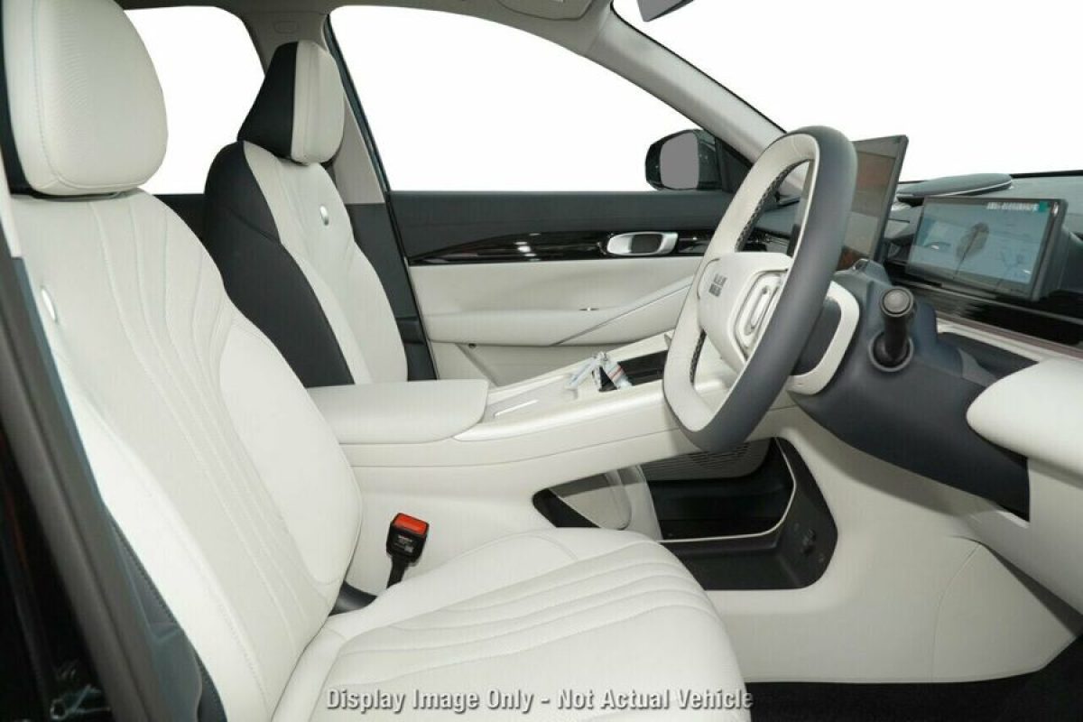 2026 Geely EX5 Wagon (Shadow Black)