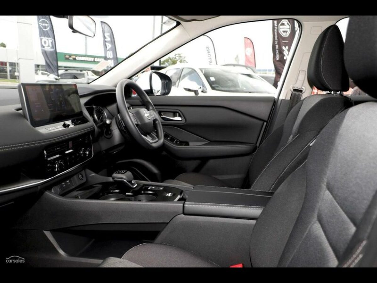 2026 Nissan X-Trail Wagon (White) New Car