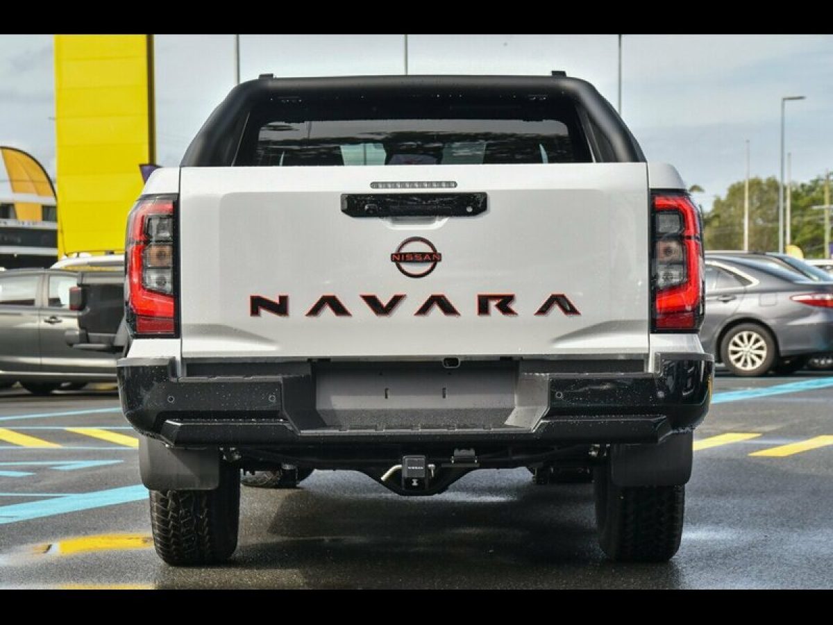 2026 Nissan Navara PRO-4X Pick-up Super 4WD Utility (Glacier White) Demo Car