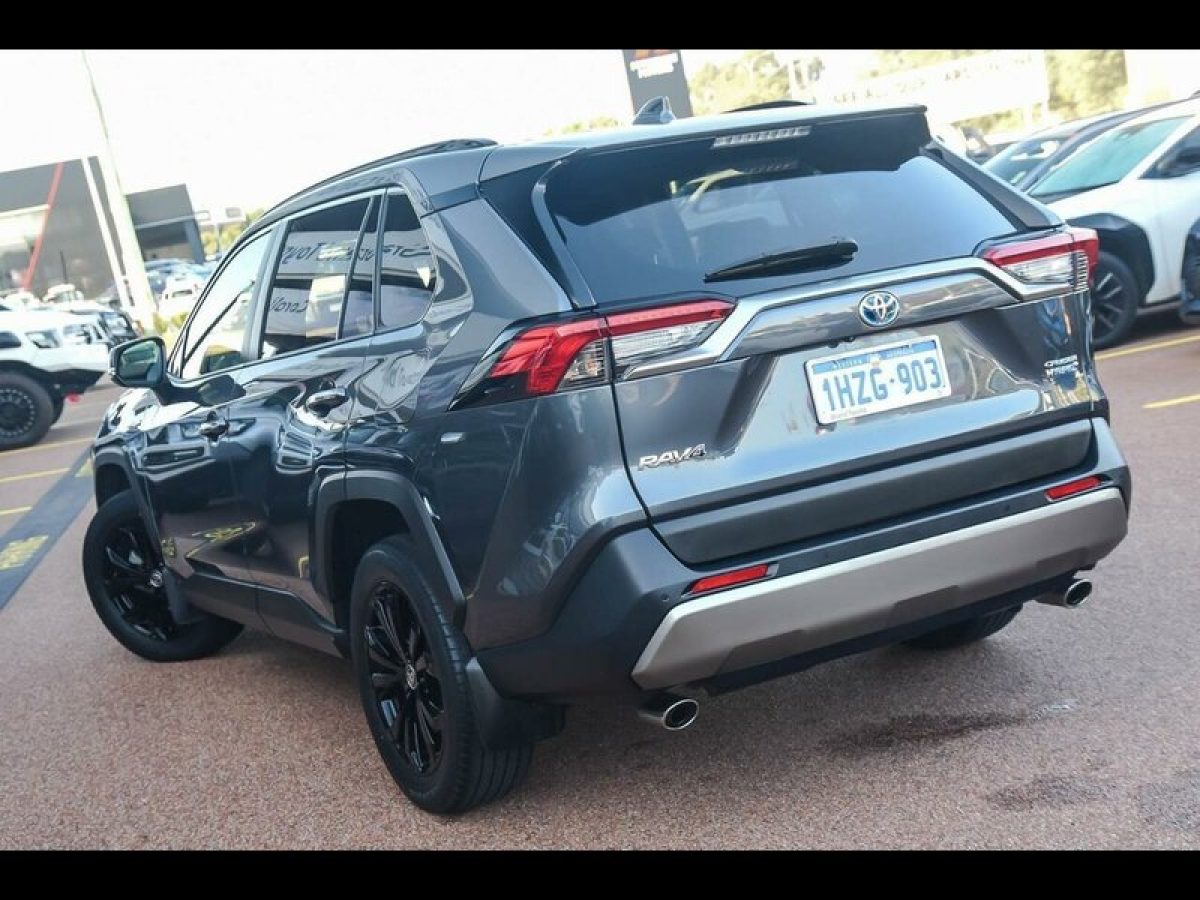 2023 Toyota RAV4 Cruiser eFour