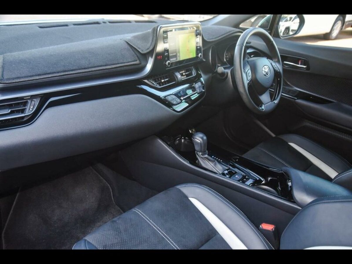 2022 Toyota C-HR GR E-CVT 2WD Sport Wagon (Ink) Used Car