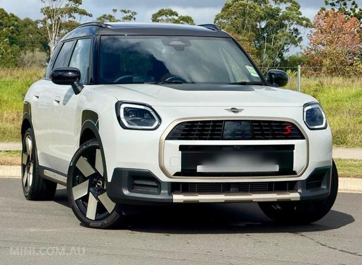 2025 MINI Countryman S Favoured ALL 4 SUV