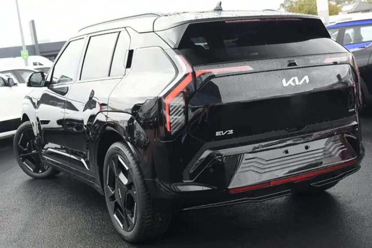 2026 Kia EV3 SV MY27 GT-Line 2WD Long Range Aurora Black 1 Speed Reduction Gear Wagon