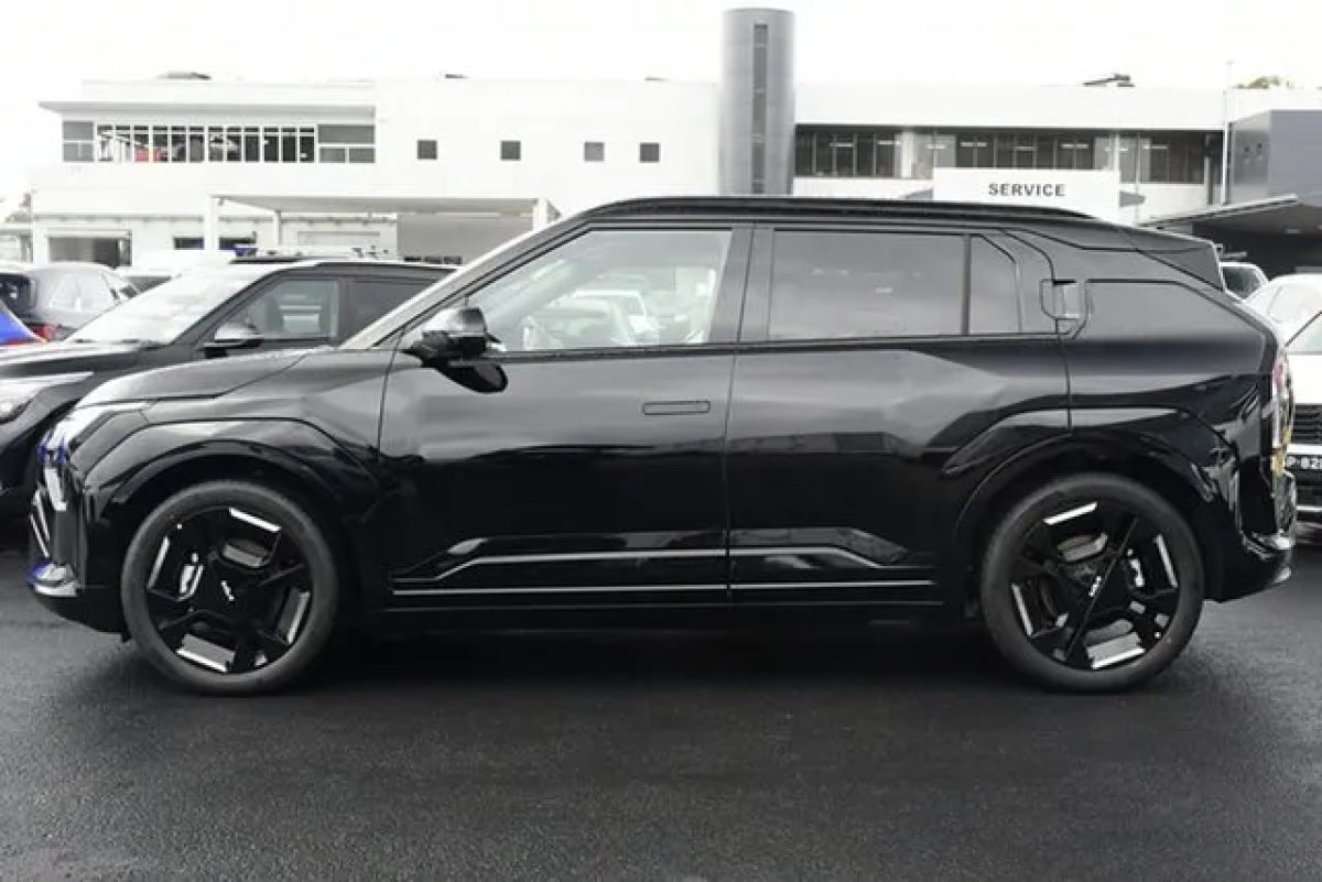 2026 Kia EV3 SV MY27 GT-Line 2WD Long Range Aurora Black 1 Speed Reduction Gear Wagon