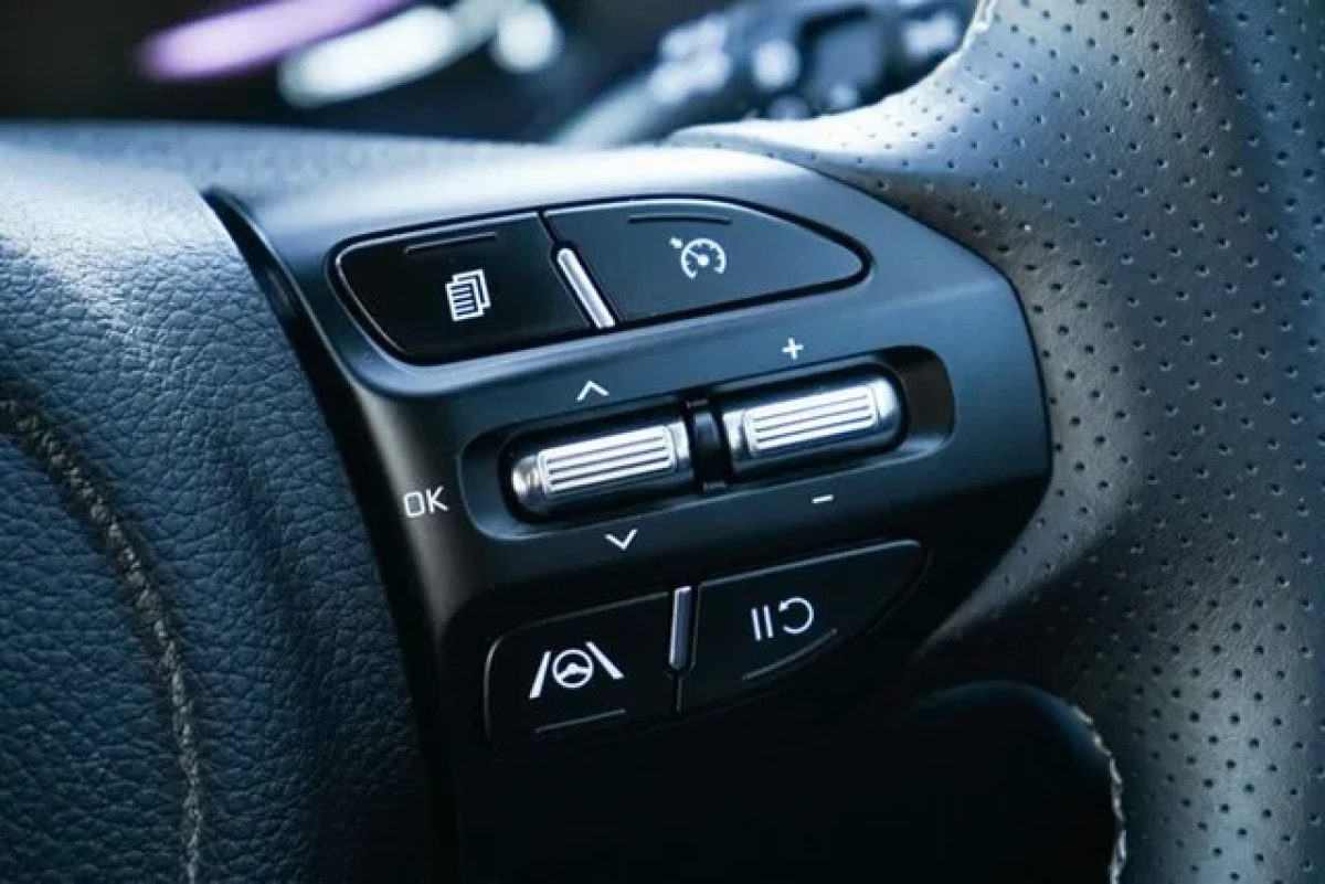 2025 Kia Stonic YB MY25 GT-Line DCT FWD Snow White Pearl 7 Speed Sports Automatic Dual Clutch Wagon