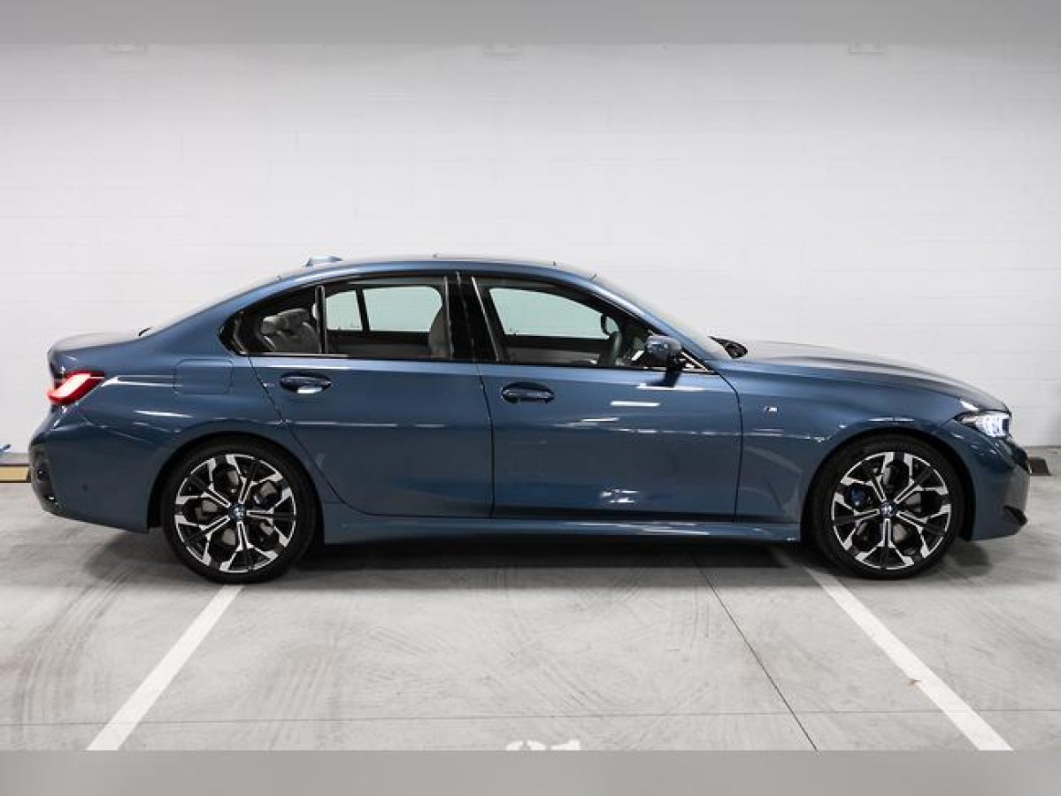 2026 BMW 330i M Sport Sports Automatic