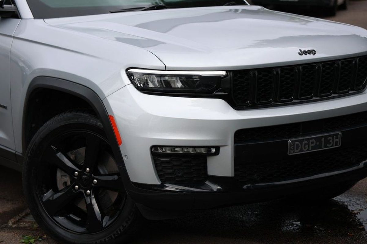 2022 Jeep Grand Cherokee L Night Eagle WL