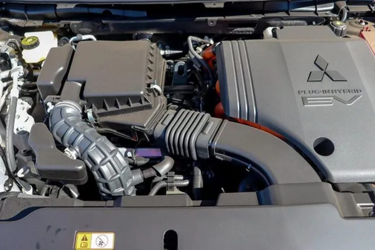 ZM Outlander ASPIRE 2.4L PHEV AWD 5ST