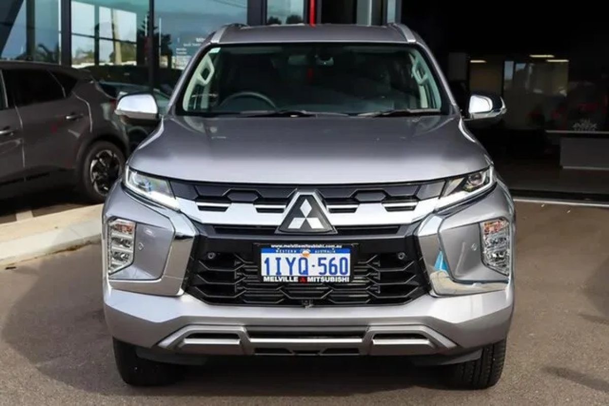 2024 Mitsubishi Pajero QG MY25 Exceed (4WD) 7 Seat Blade Silver 8 Speed Automatic