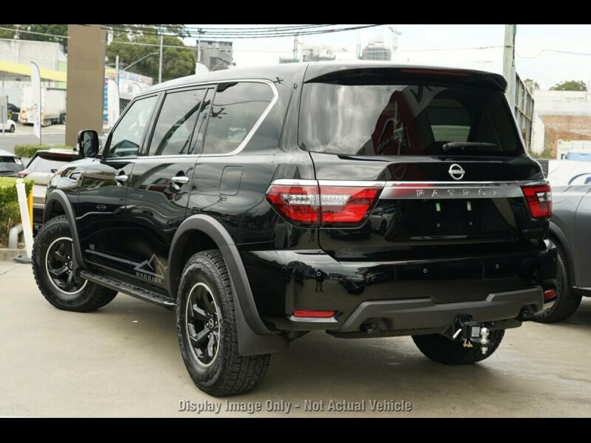 2026 Nissan Patrol Warrior Wagon (Black Obsidian) New Car