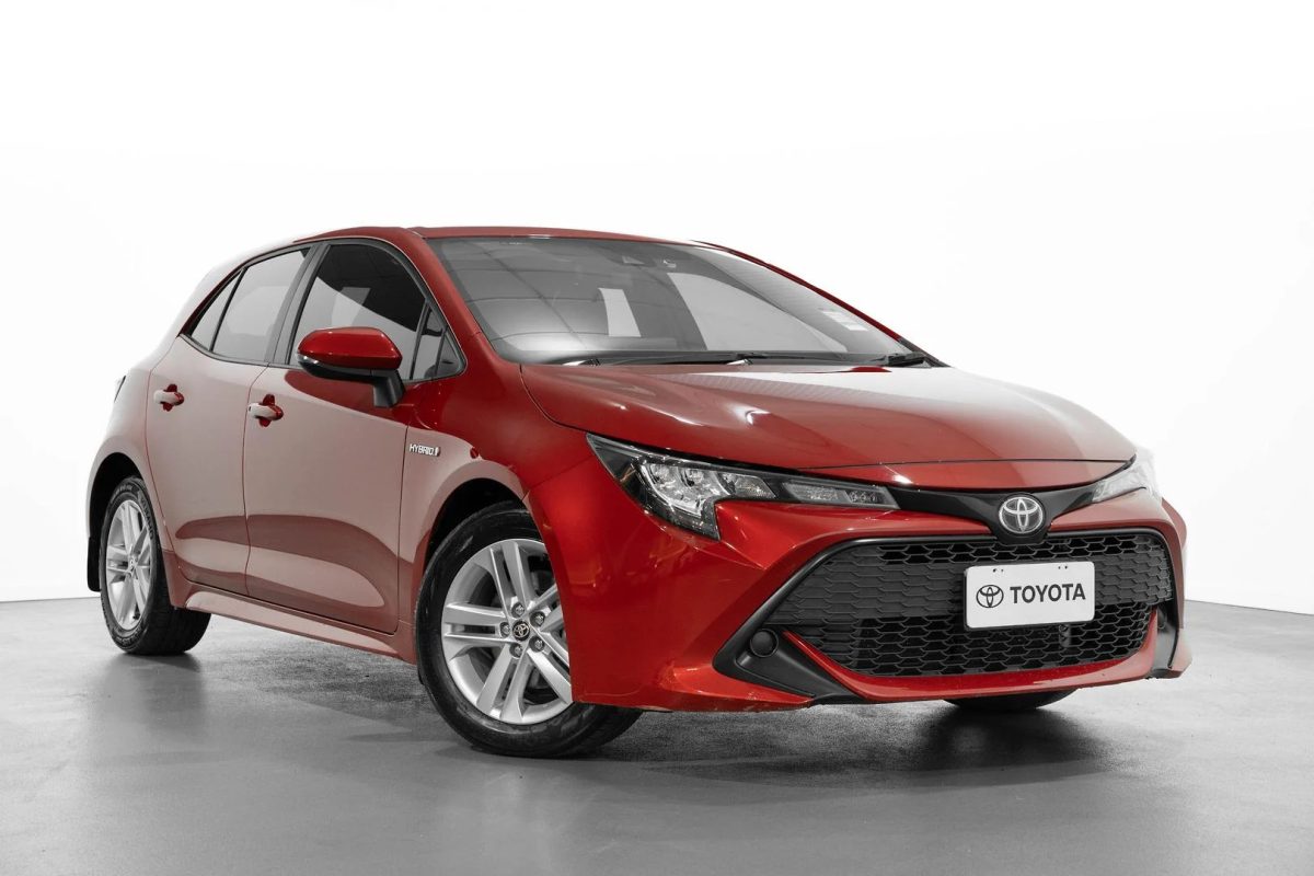 2020 Toyota Corolla Hatch Hybrid Ascent Sport
