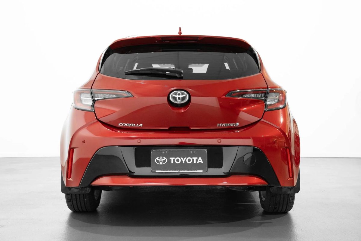 2020 Toyota Corolla Hatch Hybrid Ascent Sport