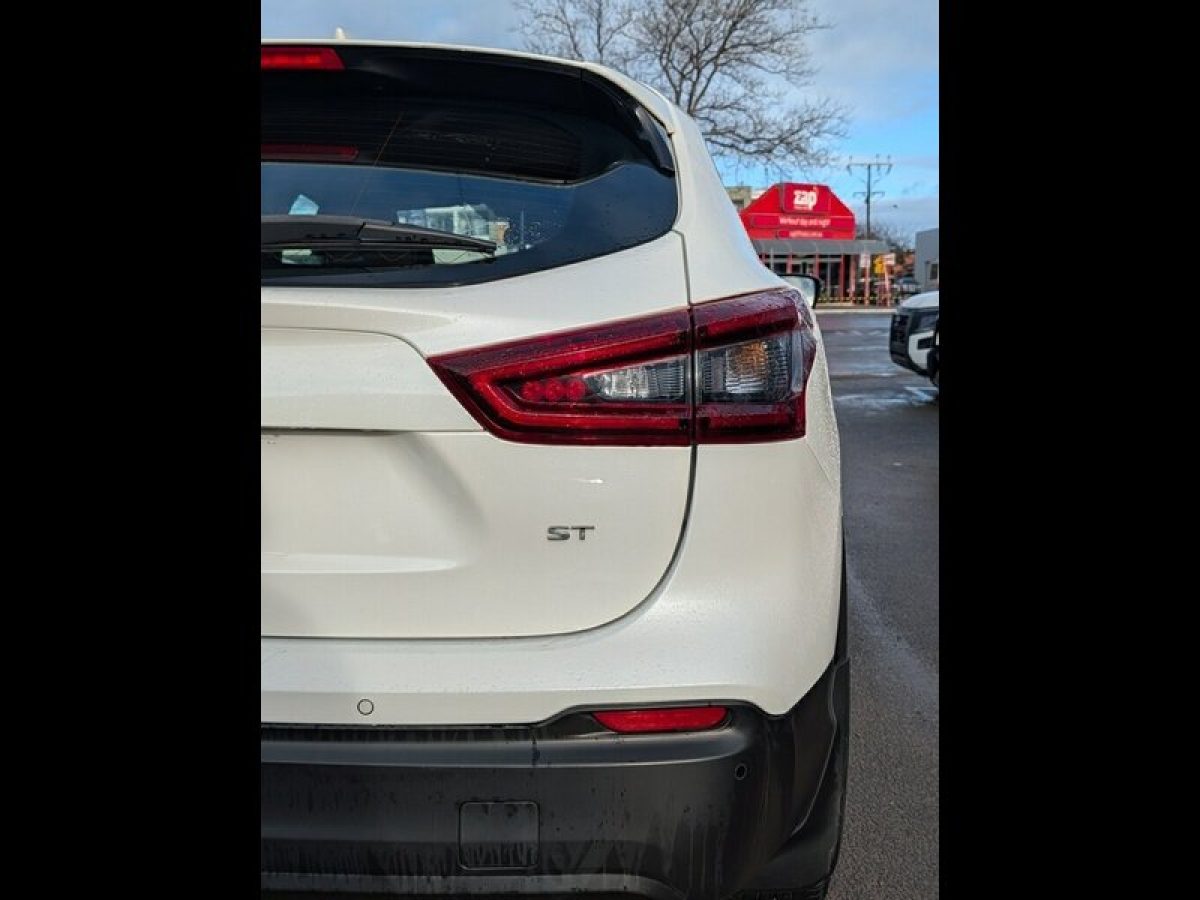 2021 Nissan Qashqai ST X-tronic Wagon (White) Used Car