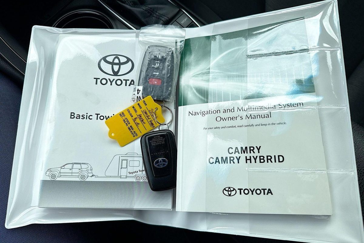 2024 Toyota Camry Hybrid Ascent