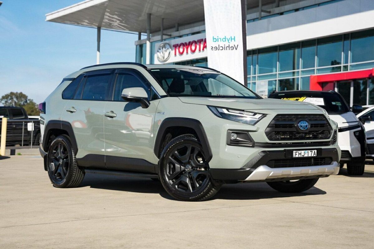 2024 Toyota RAV4 Edge AWD