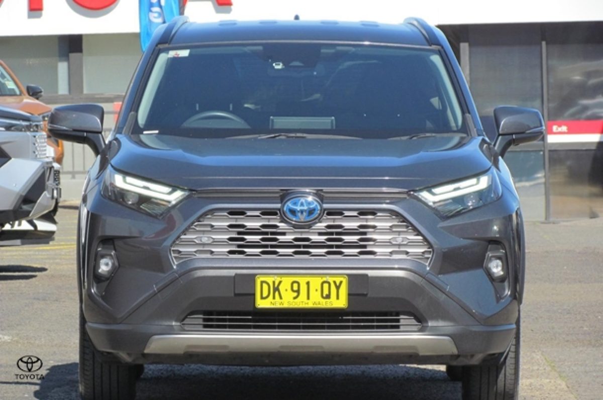 2024 Toyota RAV4 GXL