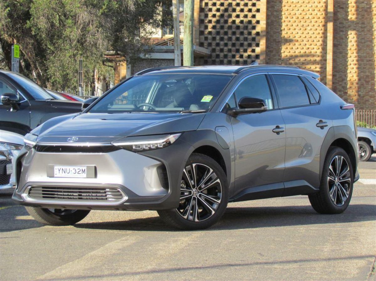 2023 Toyota bZ4x Standard AWD