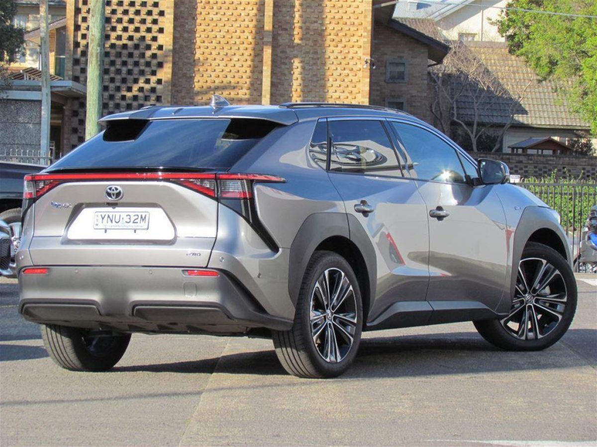 2023 Toyota bZ4x Standard AWD