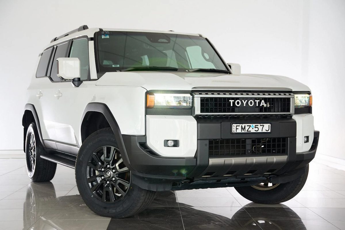 2024 Toyota Prado GXL