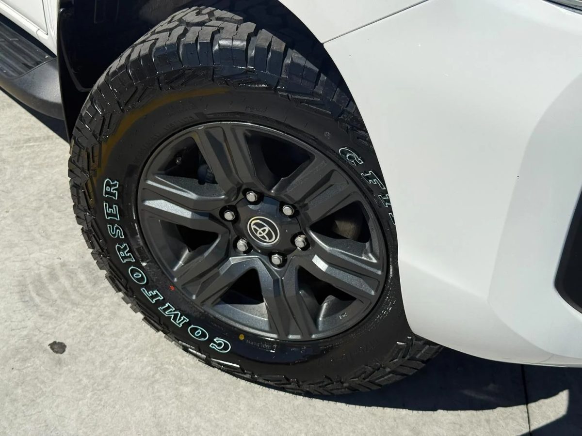 2022 Toyota HiLux 4x4 SR