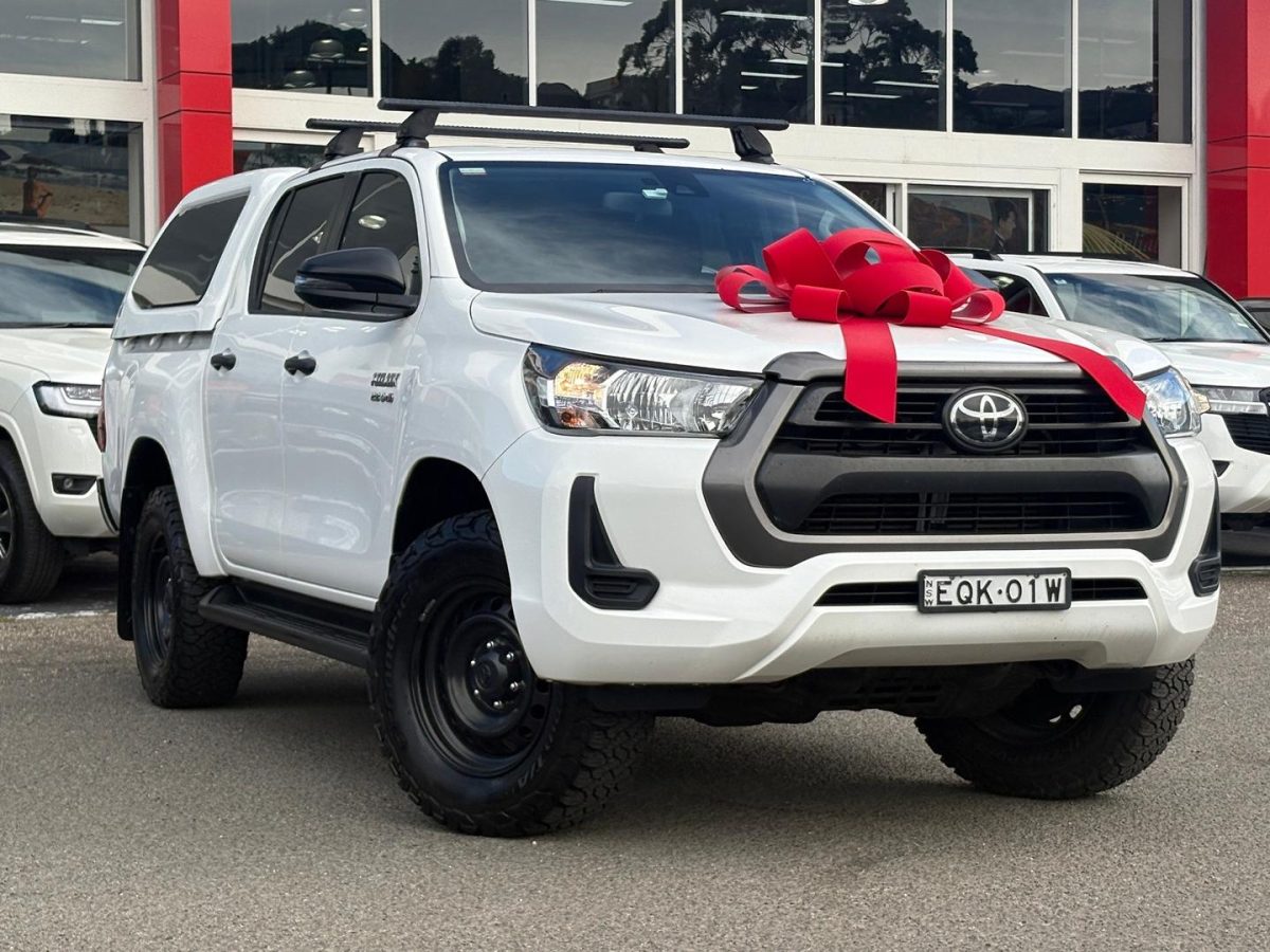 2021 Toyota Hilux SR