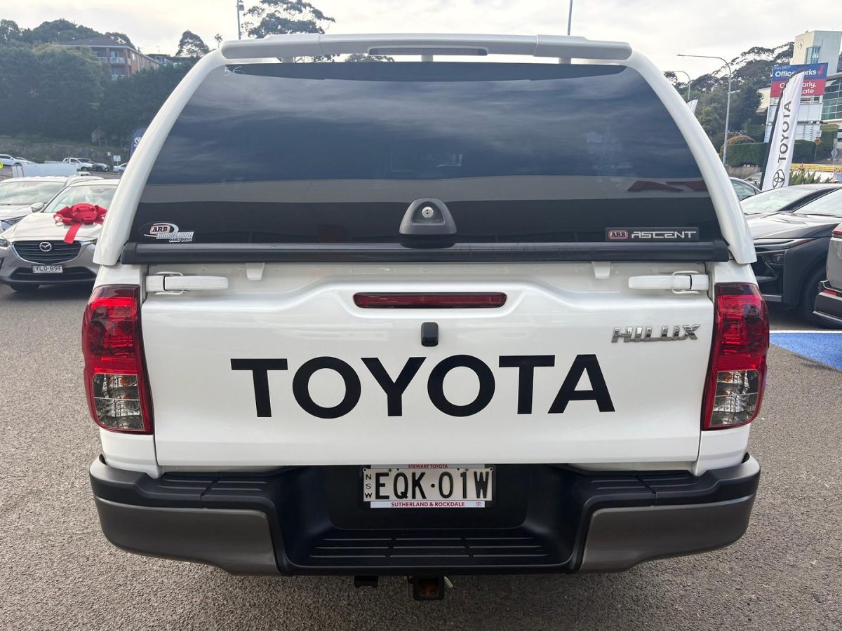 2021 Toyota Hilux SR