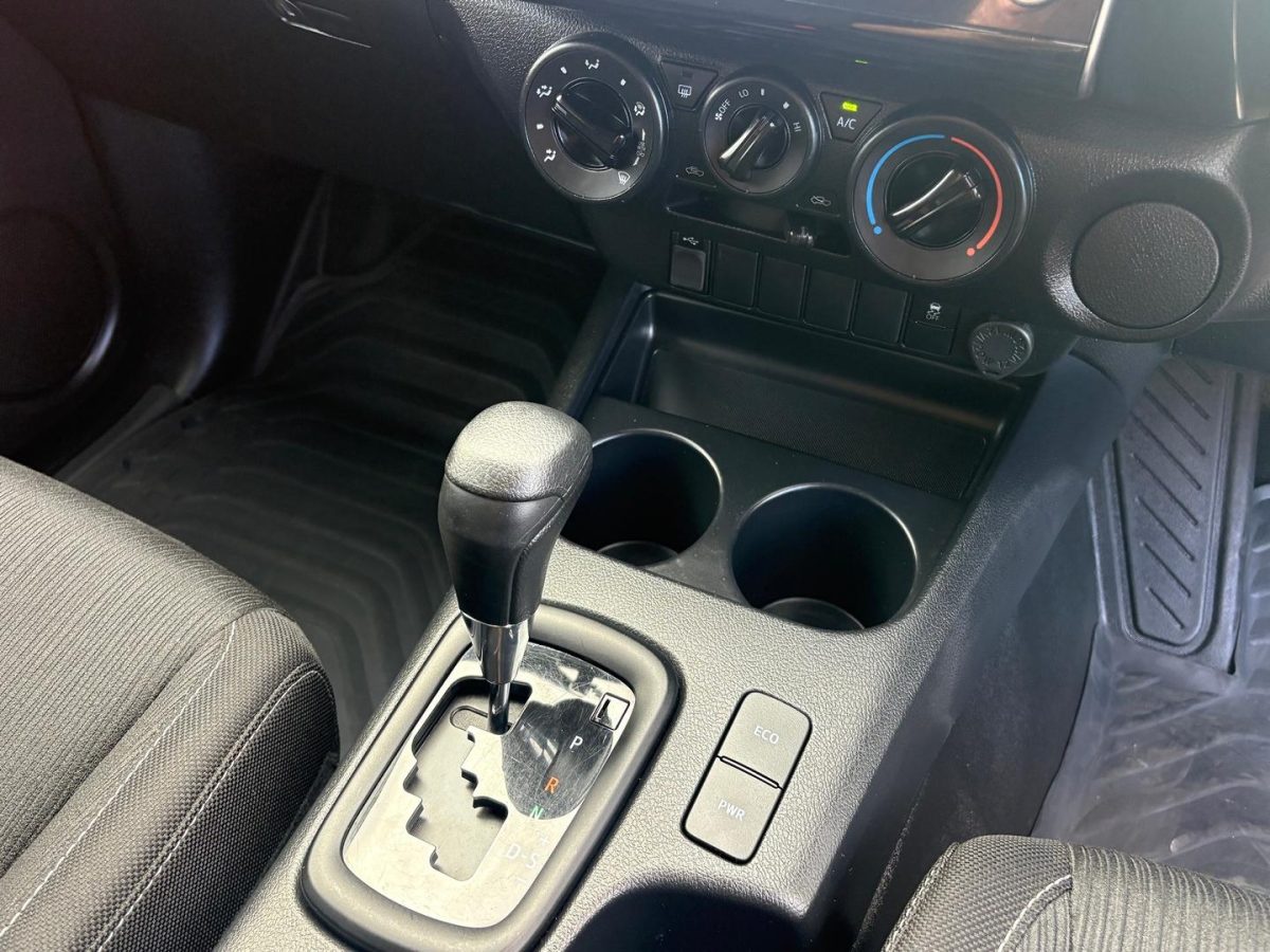 2021 Toyota Hilux SR