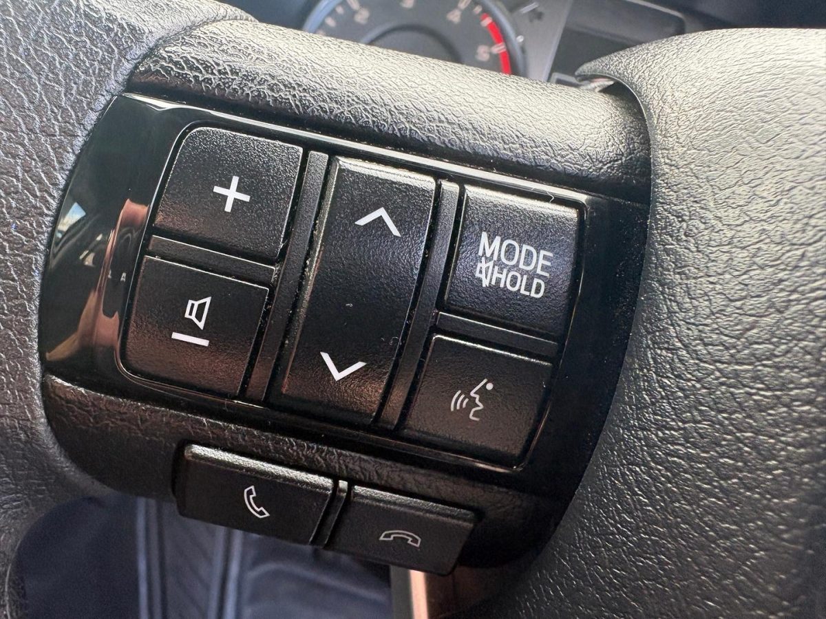 2021 Toyota Hilux SR